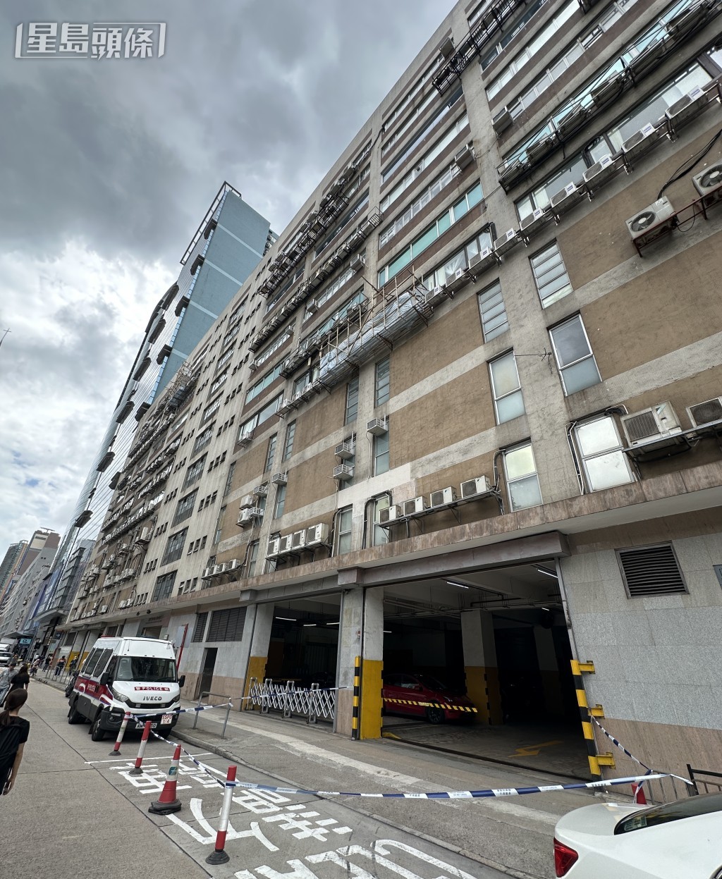 現場是香港紗廠工業大廈5期。 現場是香港紗廠工業大廈5期。