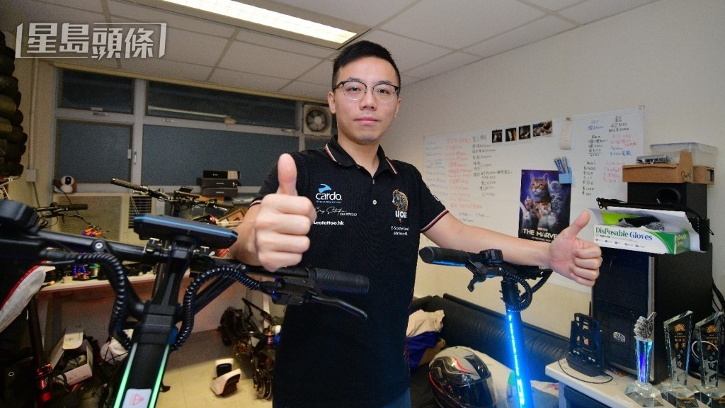 ​許堅信形容電動滑板車「等於升級了你雙腳」。歐樂民攝  ​