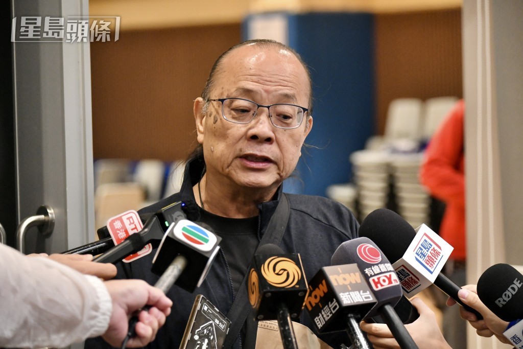 投得A攤位的陳先生表示,相較去年以18萬元租用C攤位,今年的價錢「好抵」。 投得A攤位的陳先生表示,相較去年以18萬元租用C攤位,今年的價錢「好抵」。