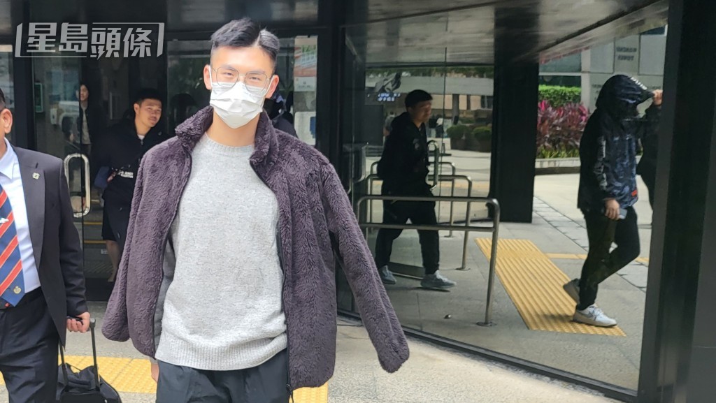 被告司徒詠祖承認收1,800元介紹少女賣淫。王仁昌攝 被告司徒詠祖承認收1,800元介紹少女賣淫。王仁昌攝