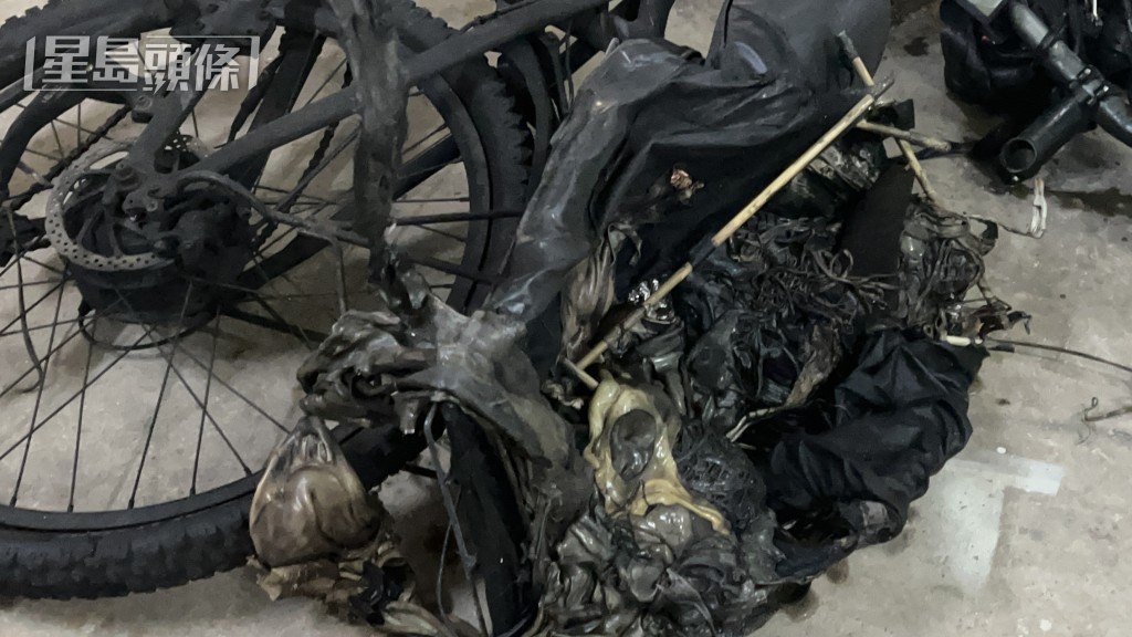 電動單車鋰電池起火，釀成火災。