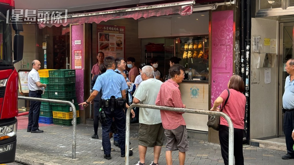 約50人疏散。 約50人疏散。