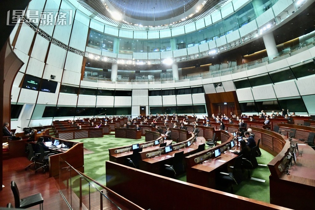 不少以往議會做不到、不敢做的「老大難」問題，本屆議會都在合理時間內完成相關立法程序。資料圖片