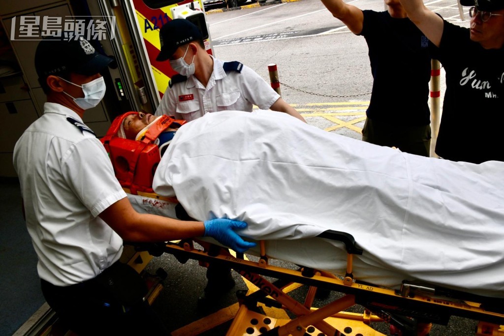 伤者获送院治理。