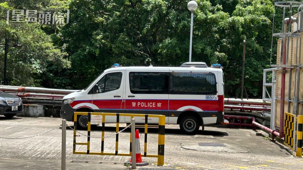 警方調查事件。蔡楚輝攝 警方調查事件。蔡楚輝攝