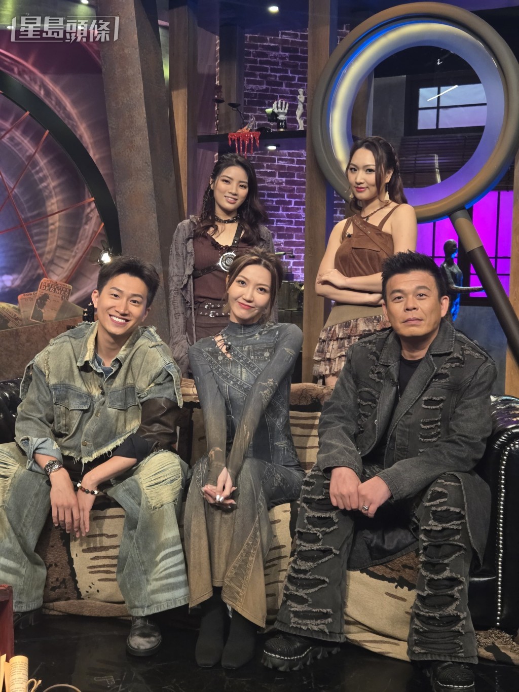 Jinny有份主持的《奇情谷》即將完結。