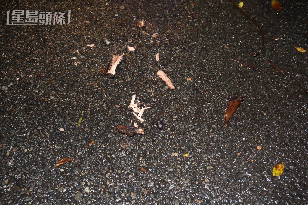 现场遗下事主个人物品。