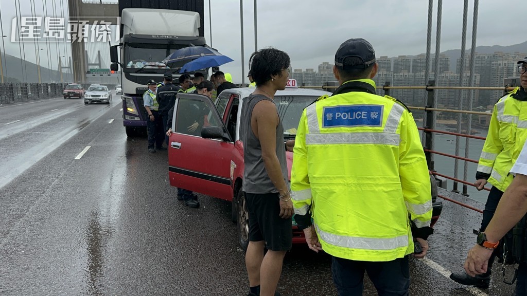 貨車司機布先生協助警方調查事件。梁國峰攝