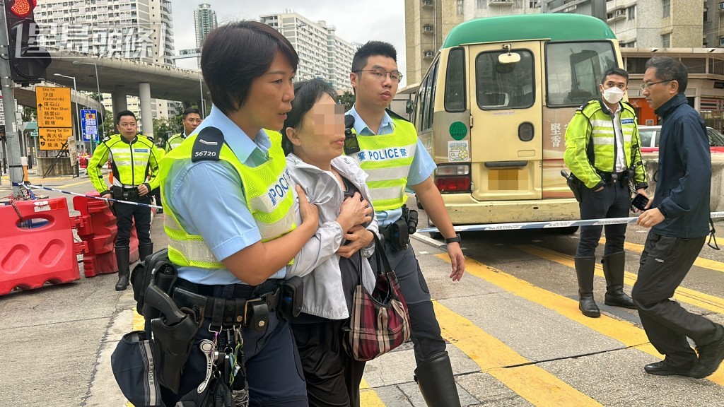 女親友表現激動。梁國峰攝