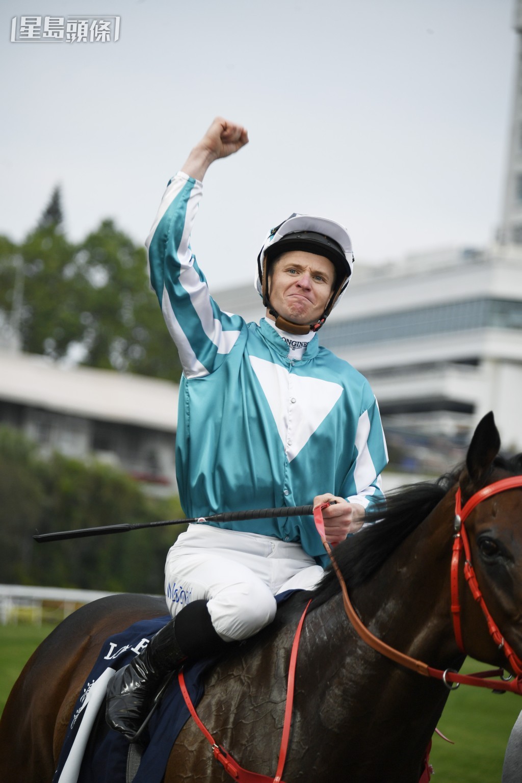 策騎香港馬王「浪漫勇士」出戰沙特盃的騎師麥道朗，將參加今屆騎師賽。