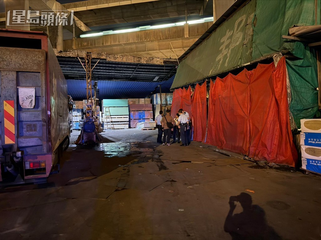 現場為葵涌葵泰路一個露天停車場。曾志恒攝 現場為葵涌葵泰路一個露天停車場。曾志恒攝