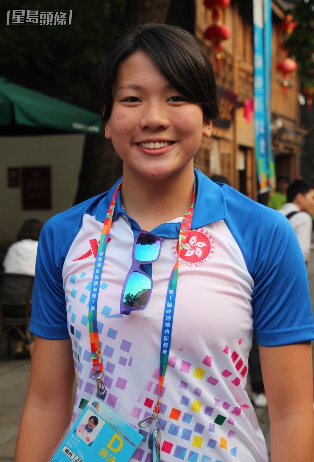 见习督察黄钰茵自助习泳，2015年曾参加第一届全国青年运动会。