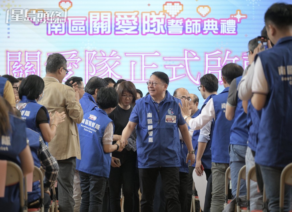 自關愛隊成立以來,已探訪超過23萬戶市民。 自關愛隊成立以來,已探訪超過23萬戶市民。