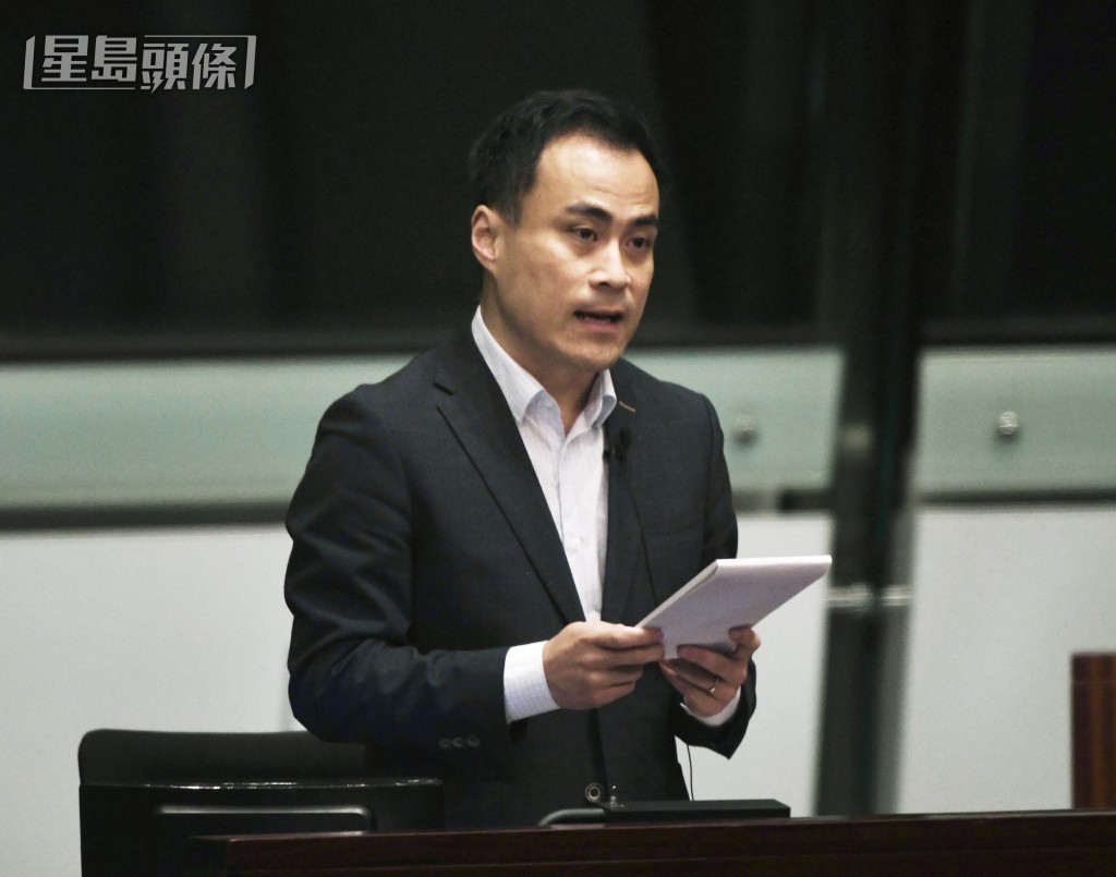 郭偉強建議政府免費向市民派發指定袋3個月，讓市民適應。資料圖片        