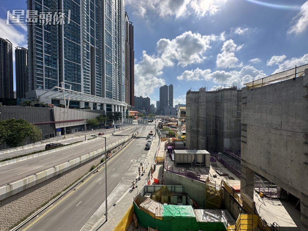 兩死者命喪西九一地盤地底管道內。梁國峰攝 兩死者命喪西九一地盤地底管道內。梁國峰攝