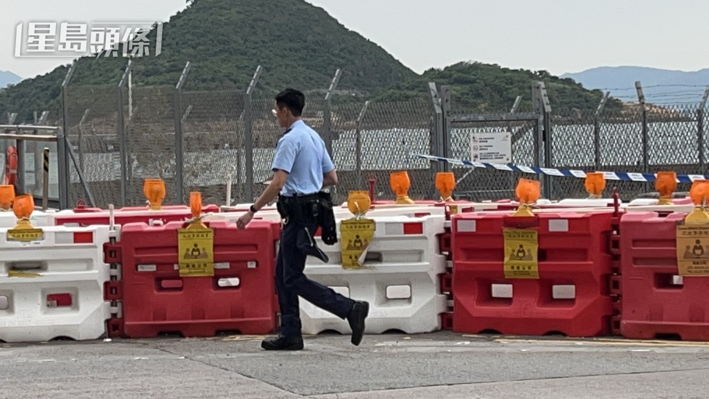 警員到場調查。蔡楚輝攝