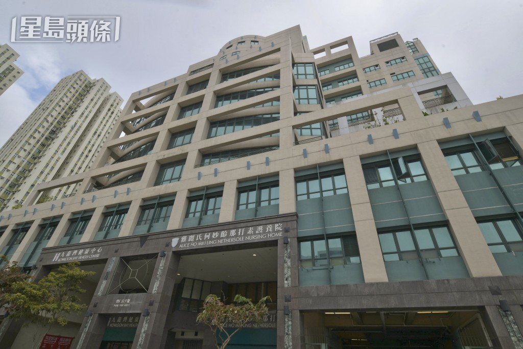 雅麗氏何妙齡那打素醫院急症室需等候超過6小時。資料圖片 雅麗氏何妙齡那打素醫院急症室需等候超過6小時。資料圖片