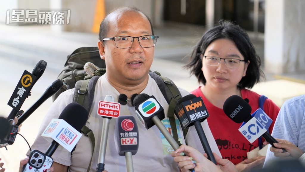 非常父母強調家長有權決定子女是否打疫苗。葉偉豪攝 非常父母強調家長有權決定子女是否打疫苗。葉偉豪攝