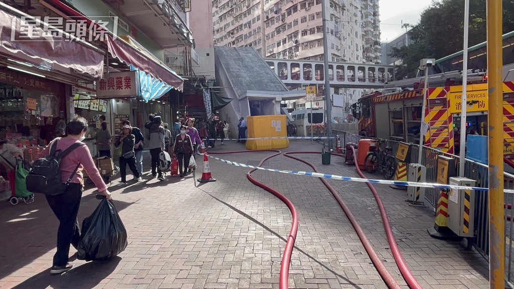 警方封鎖附近範圍。蔡楚輝攝 警方封鎖附近範圍。蔡楚輝攝