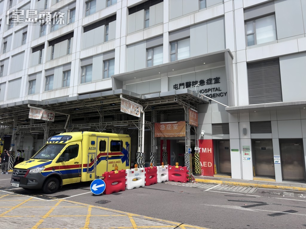傷者被送往屯門醫院治理。 傷者被送往屯門醫院治理。