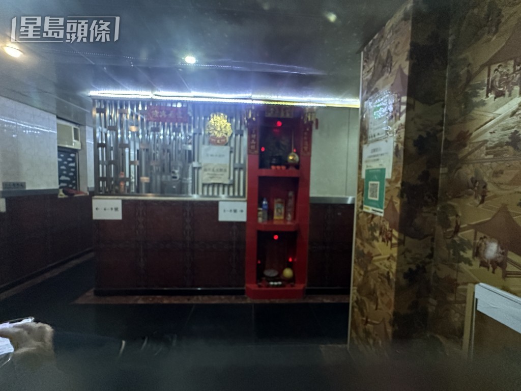男子倒斃賓館房間內。梁國峰攝 男子倒斃賓館房間內。梁國峰攝