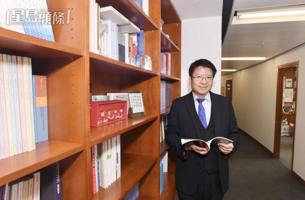 庄太量曾出书教年轻人规划人生及理财之道。 何君健 摄 