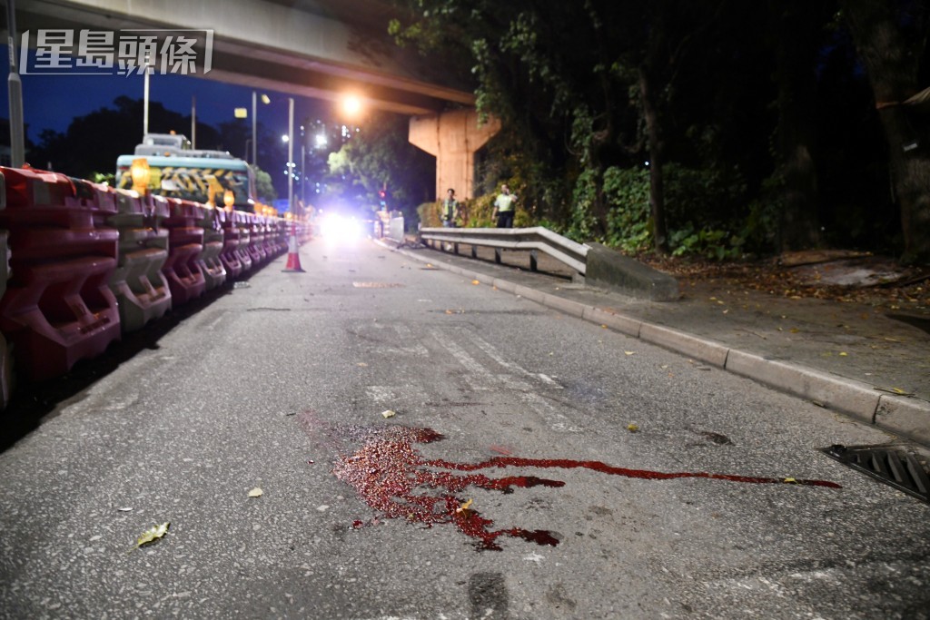 現場遺下死者血跡。資料圖片 現場遺下死者血跡。資料圖片
