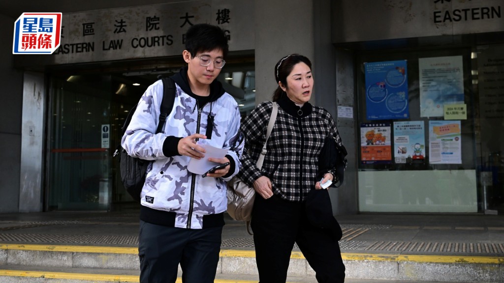 黃汝鏗(左)原被控兩項控罪。陳極彰攝