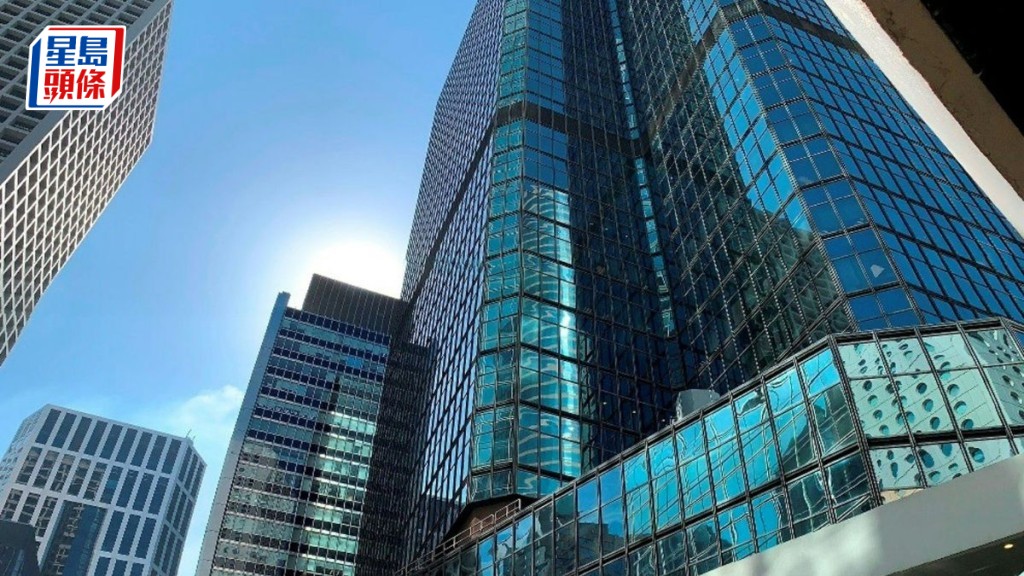 環球大廈銀主盤3.22億將易手 呎價1.55萬15年新低