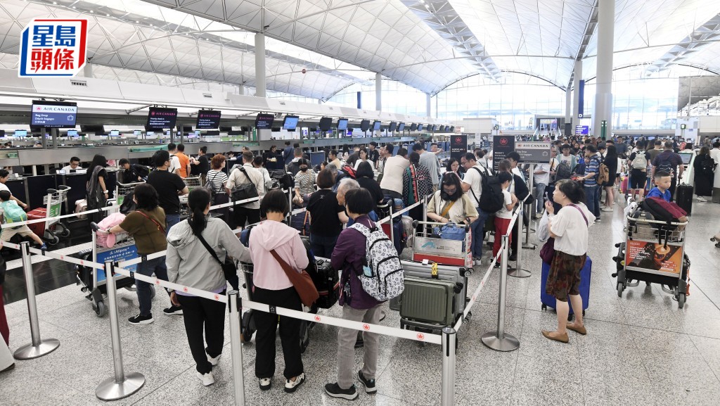機管局表示，截至早上10時30分，今日下午2時前共有5班航班取消，以及145班航班延誤。資料圖片