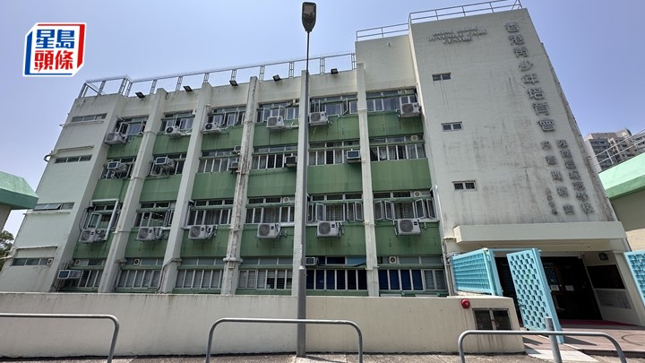 15歲男學生打傷職員被捕。梁國峰攝