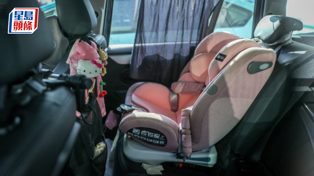 運輸署規定由11月1日起，8歲以下兒童除非身高達1.35米，否則均須使用兒童束縛設備。資料圖片