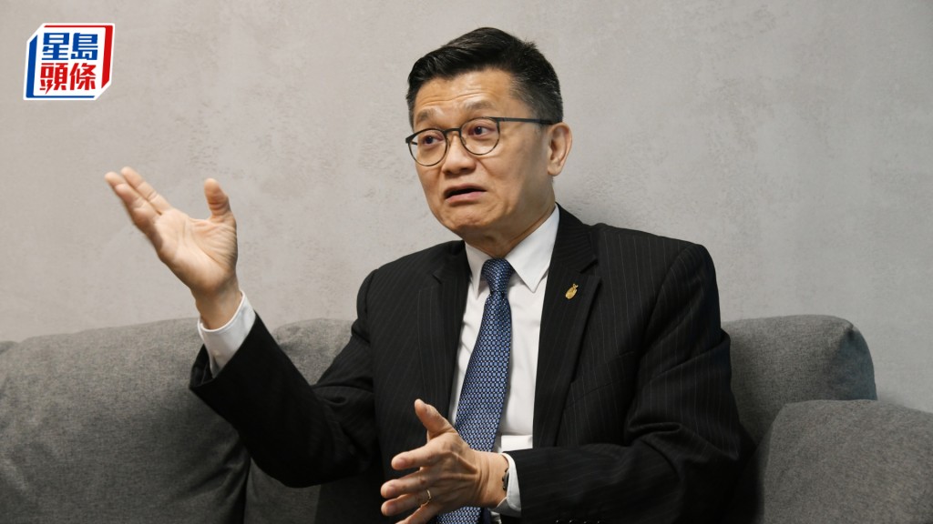 鄭恩賜提醒市民，強積金是長線退休儲蓄計劃，毋須過分擔心短期波動。資料圖片