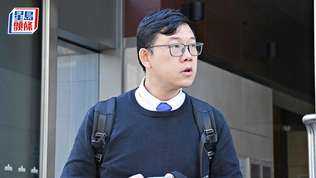 日出康城首都客務處物業經理何偉亮指，曾收到單位的室內裝修申請表，當中無提有拆牆工程。何健勇攝