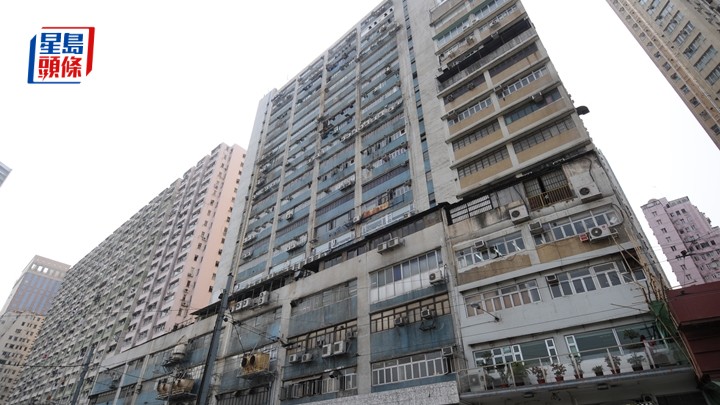 現場是香港工業大廈。資料圖片