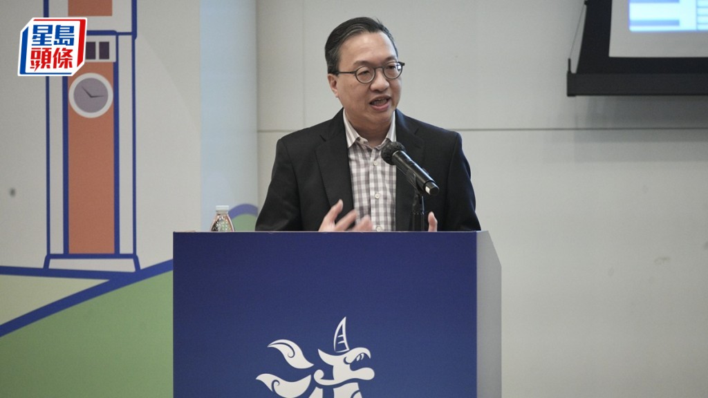 法治教育領袖培訓計劃周六上第二課，林定國將與重量級嘉賓為學員頒證書。資料圖片