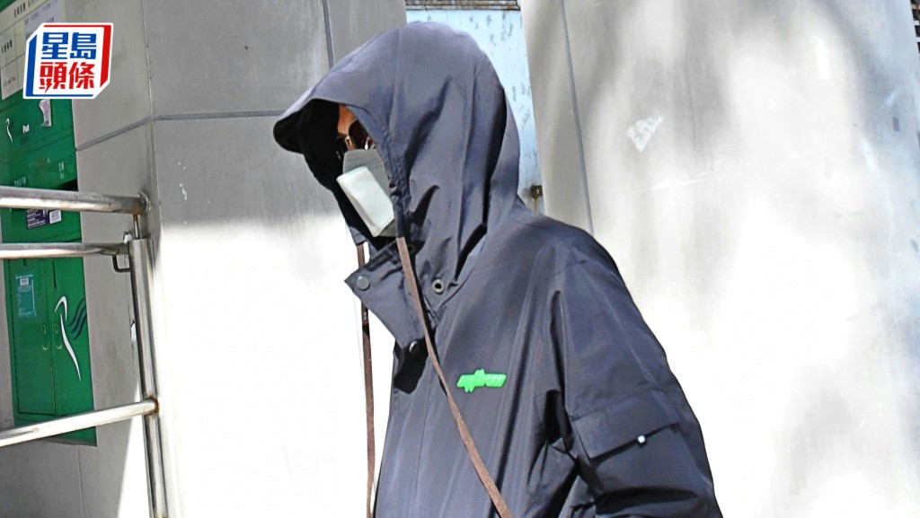 被告李昇威承認於港鐵中環站扶手電梯偷拍女乘客私密處，判感化21個月。何健勇攝 