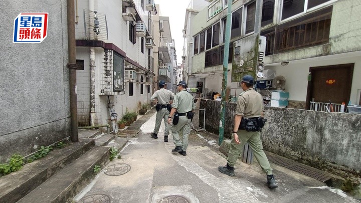 警員深入鄉村巡邏。警方提供