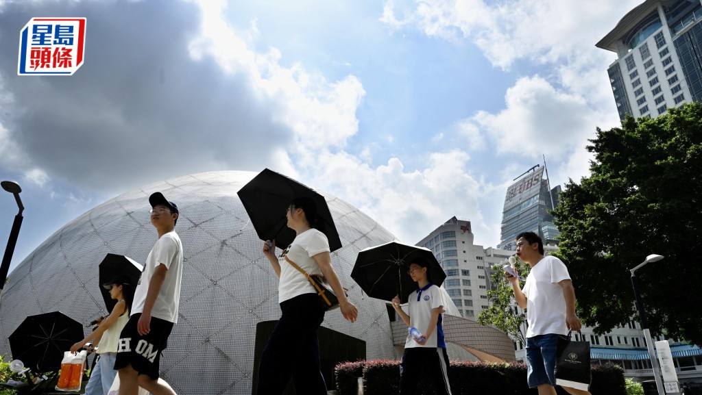 天氣酷熱｜天文台料天晴局部地區有驟雨 正午多區升至33℃或以上 