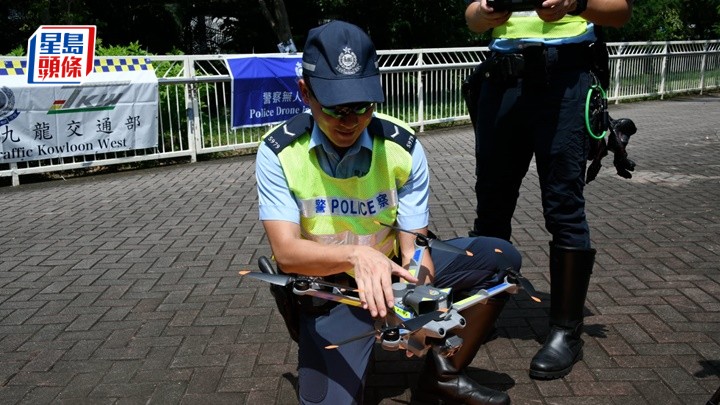 警方使用無人機進行執法。楊偉亨攝