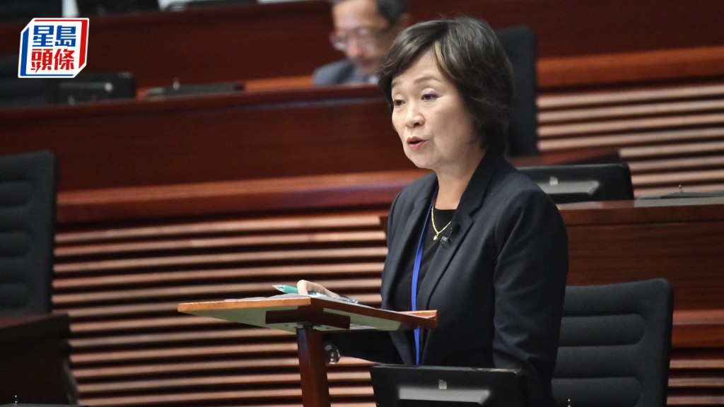 教育局局長蔡若蓮表示，預計於今年內公布《中小學數字教育藍圖》，目前已完成初稿。資料圖片