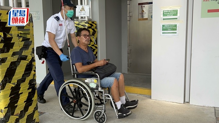 貨車司機胸口不適送院。林思明攝