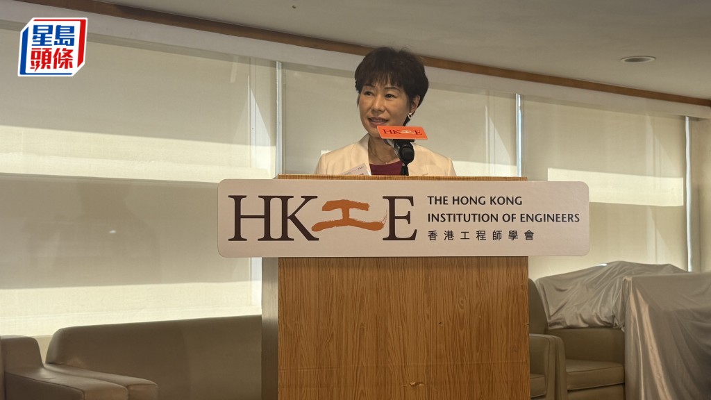 香港工程師學會新上任會長周健德。