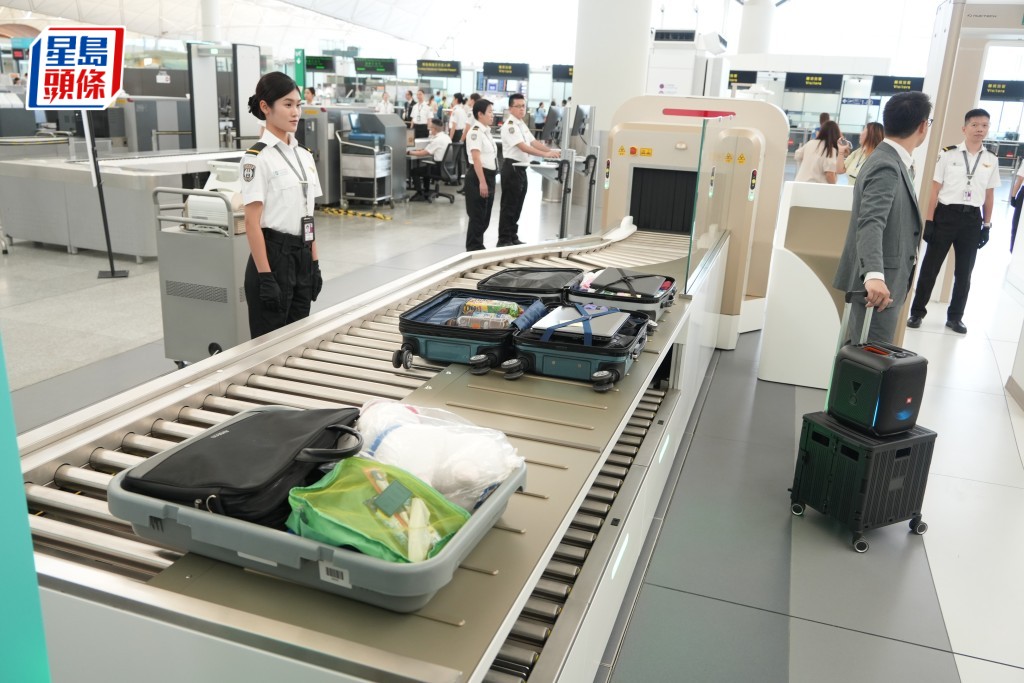 機場下月起引入智能保安檢查系統。吳艷玲攝
