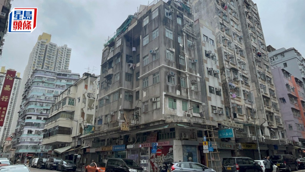 案發現場為唐樓一單位。楊偉亨攝