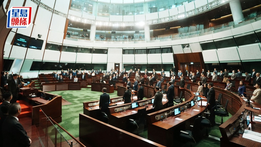 各政策局將為議員舉行一連串簡報會，合共20節，每節1.5小時。