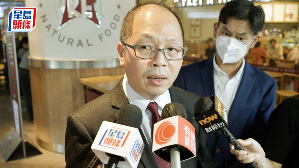公務員劃一加薪2%  華員會會長蔡冠龍轟局方「傲慢」為公務員抱不平
