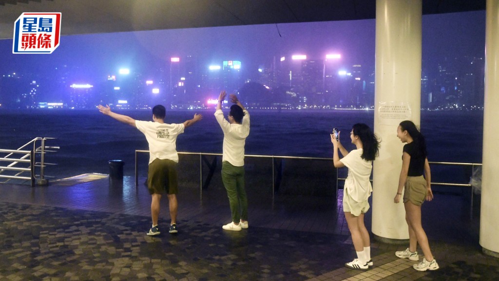 天氣|雷暴警告現生效 天文台料每小時70km或以上強陣風吹襲本港