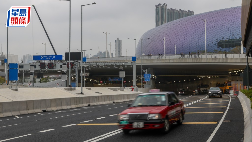 中九龍繞道︱的士司機讚提速明顯 惟關注道路指示不足 冀未來降低收費