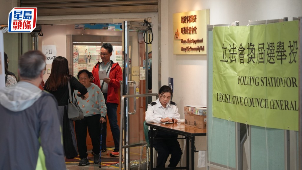 立法会选举︱投票率超上届 刘兆佳︰如非火灾事件投票率应更高 谭耀宗︰民建联受抹黑难料选情